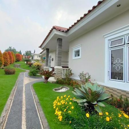 Villa Kandara Hanjawar Puncak Sindanglaya Kültér fotó